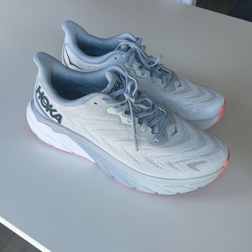 Women’s Hoka Arahi 6 Blue Fog EUC